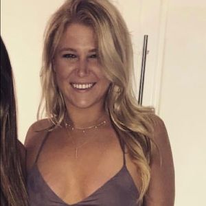 Meet your Posher, Carly